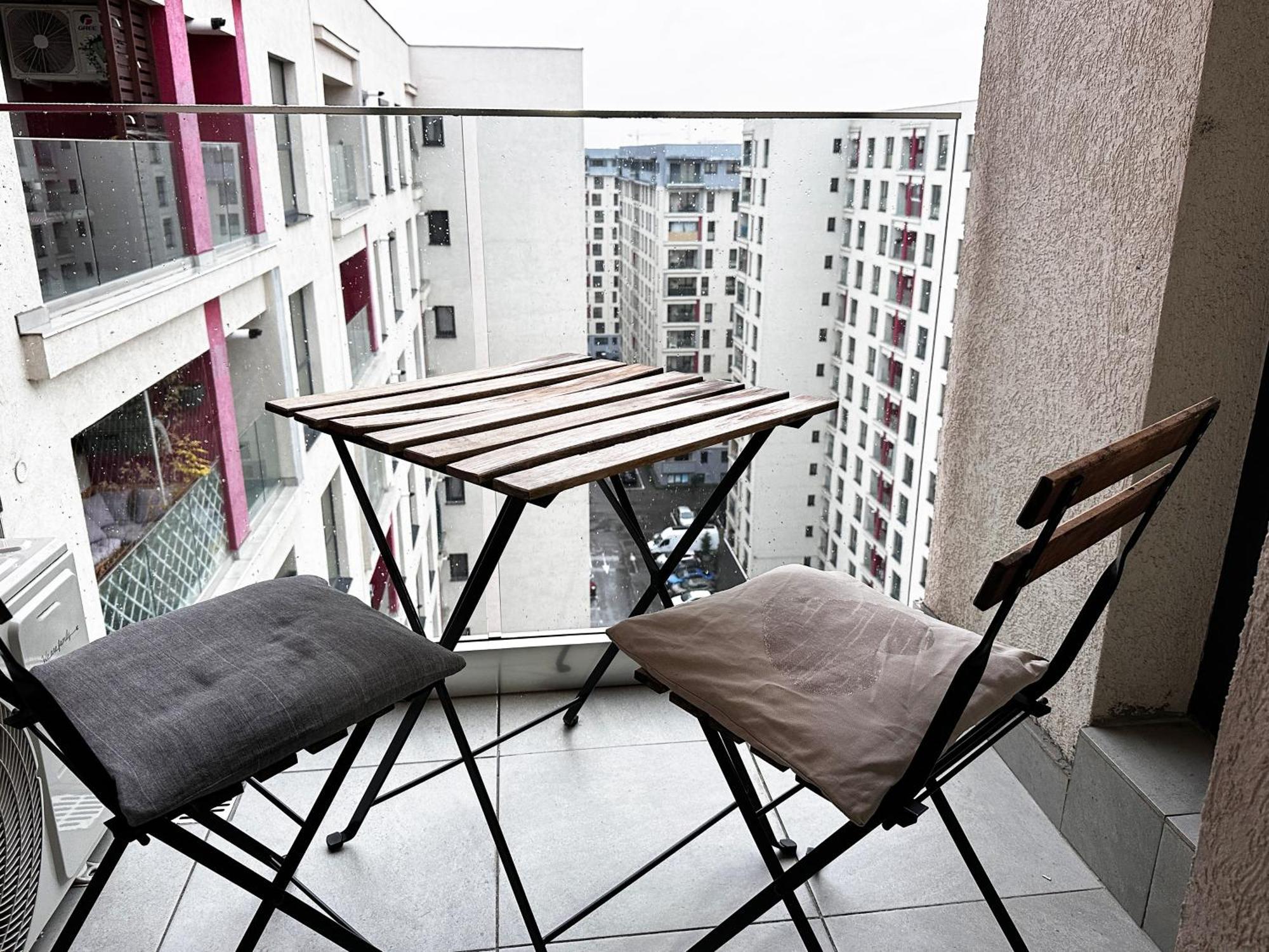 Smart Living Plaza Apartment Bucharest Exterior photo