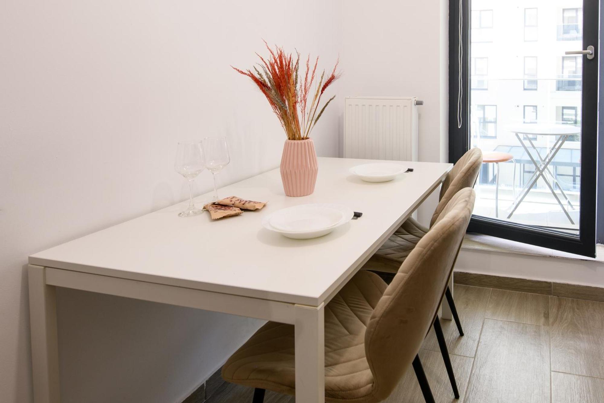 Smart Living Plaza Apartment Bucharest Exterior photo